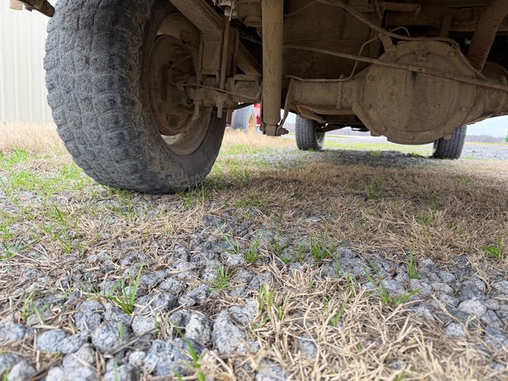2005-chevrolet-silverado-1500-image-12