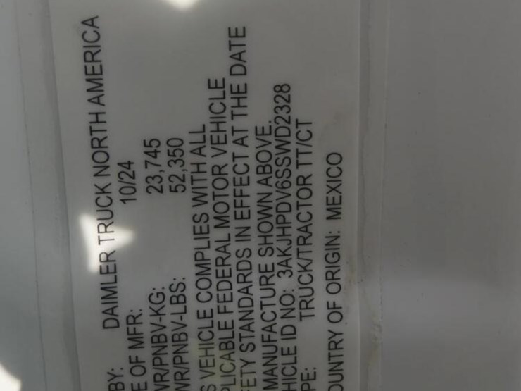 2025-freightliner-cascadia-116-image-20