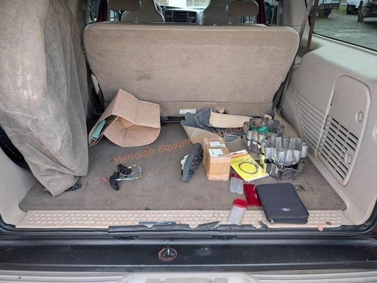 2000-ford-excursion-limited-image-32