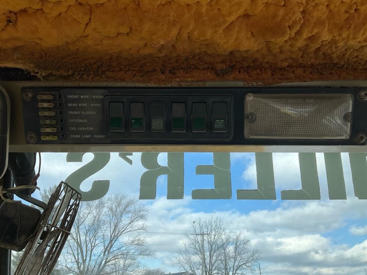 #1400-•-komatsu-wheel-loader-image-98