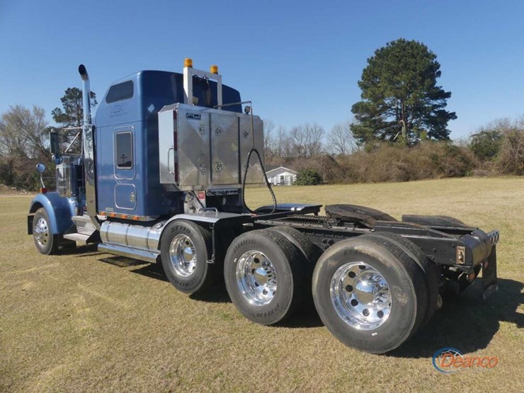 2000-kenworth-w900-image-3