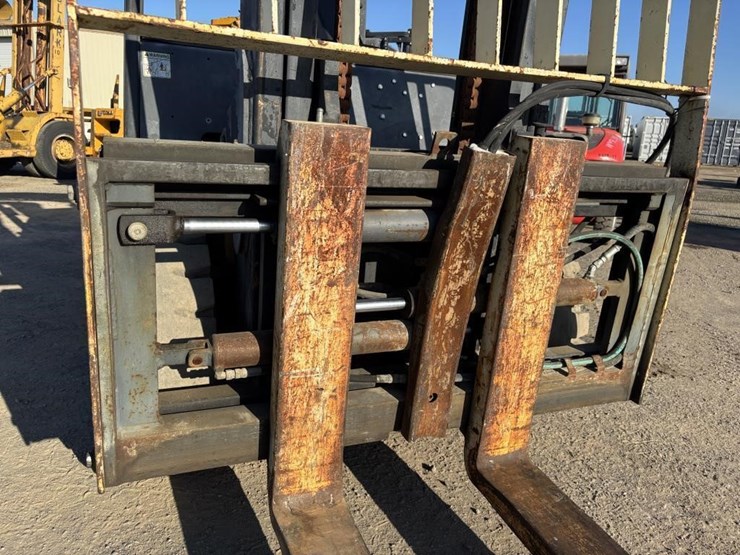 2000-yale-2000-image-11