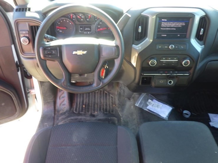 2020-chevrolet-1500-image-7