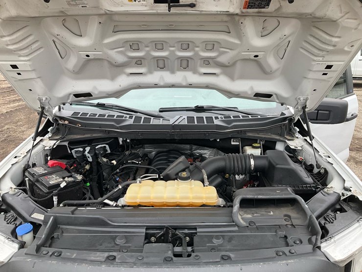 2021-ford-f150-xl-image-45