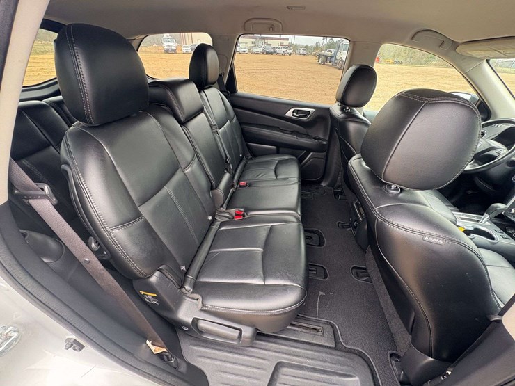 2017-nissan-pathfinder-image-20