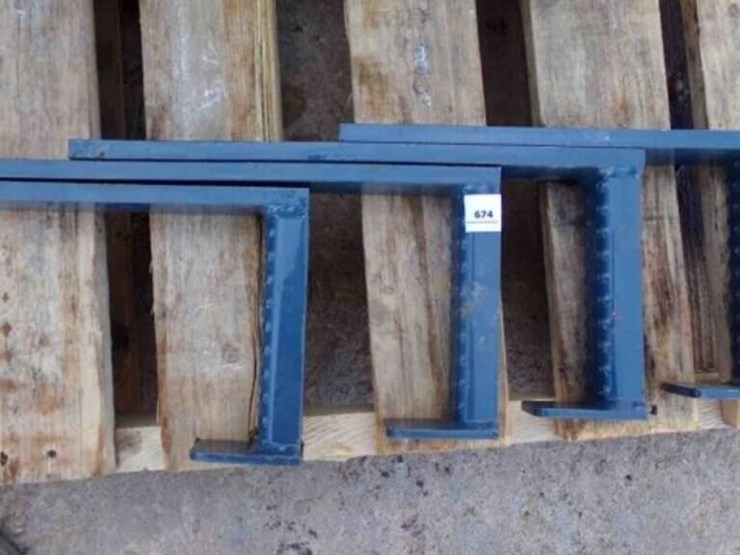 3--metal-steps-8"-wide-x-15½-"-tall-image-1