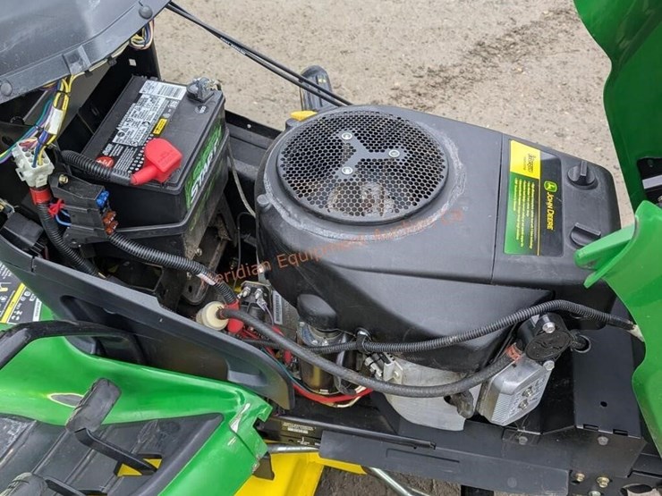 john-deere-x320-image-9