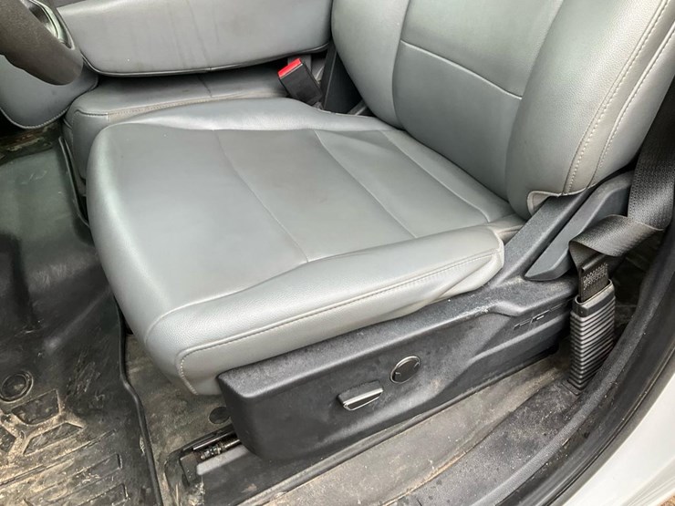 2021-ford-f150-xl-image-57