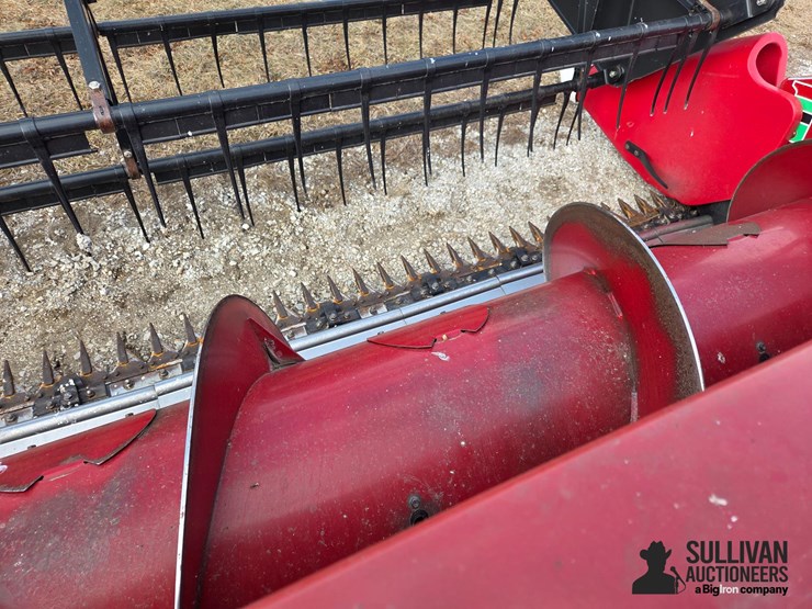 2011-case-ih-3020-image-19