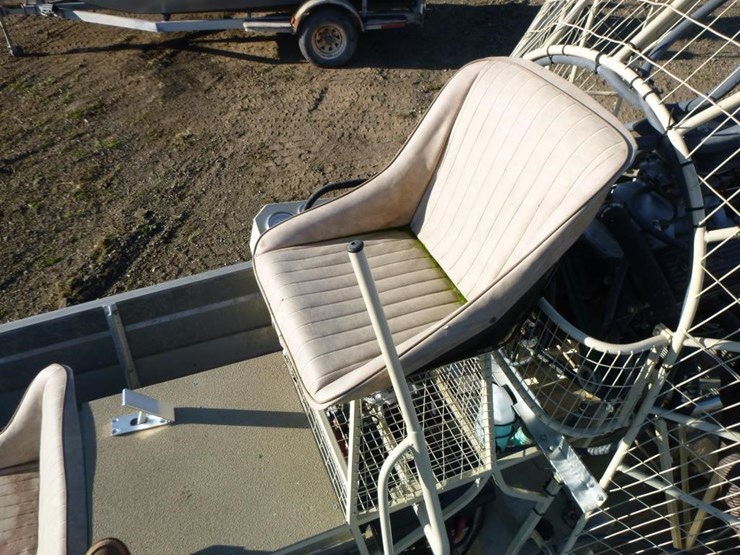 2001-unknown-trailer-image-9