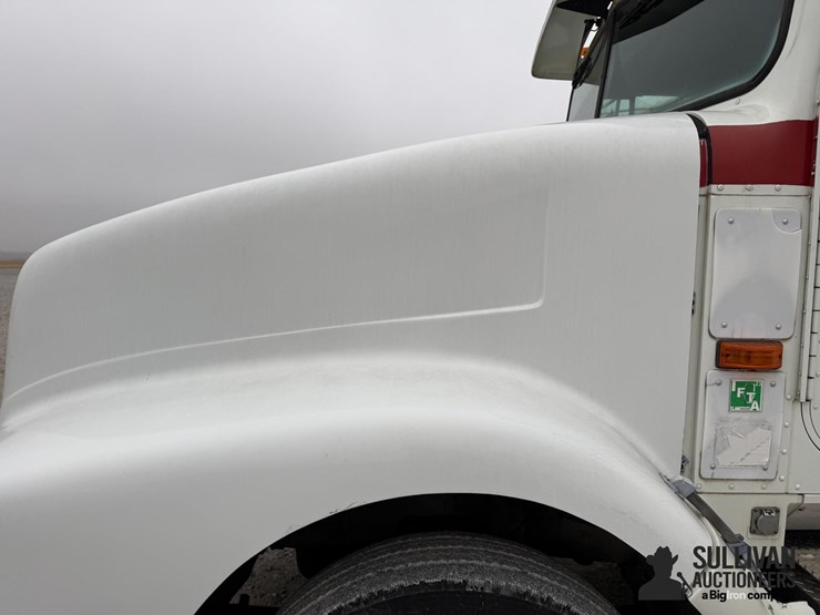 1993-international-9400-image-9
