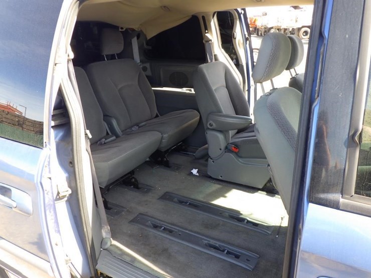 2007-dodge-grand-caravan-image-8