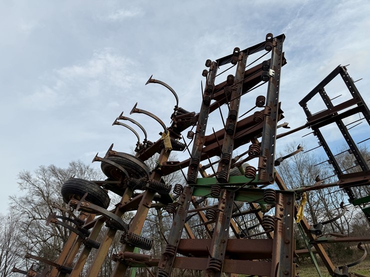 john-deere-38-image-27