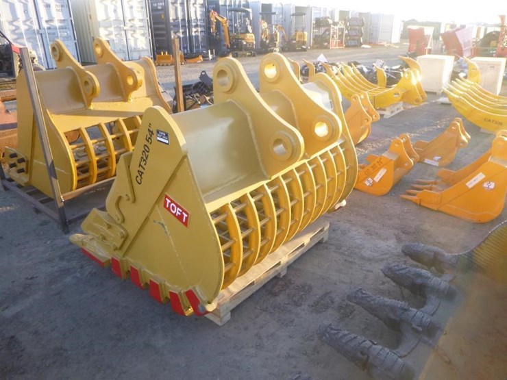 caterpillar-320-image-4