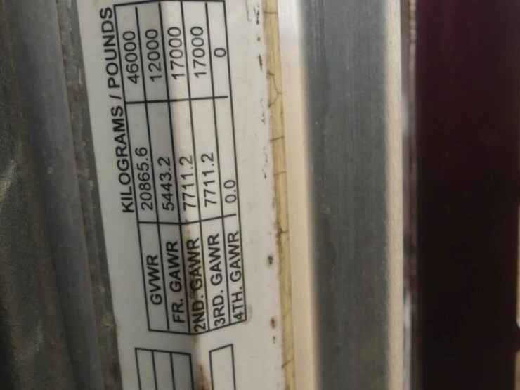 2012-peterbilt-389-image-20