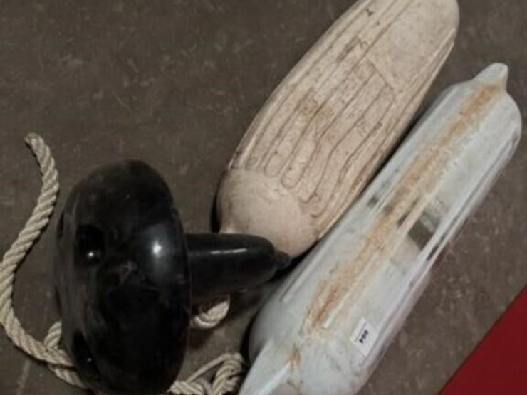 2-buoys,-anchor-image-2