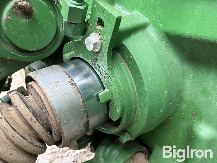 john-deere-8360r-image-10