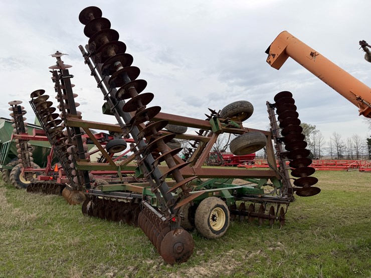 john-deere-36-image-3