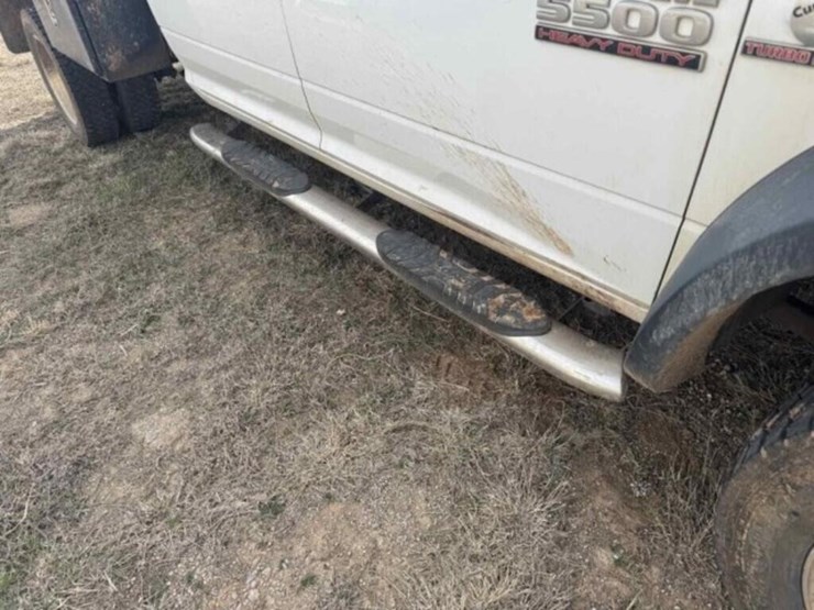 2013-dodge-5500-hd,-cummins-turbo-diesel-image-4