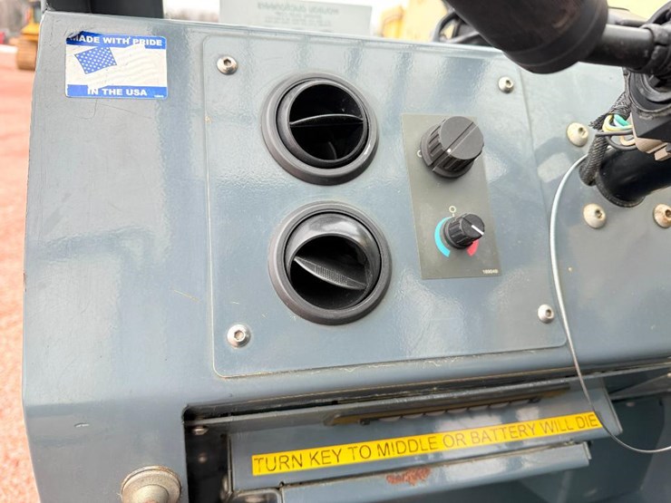 2014-gehl-rs10-55-image-46