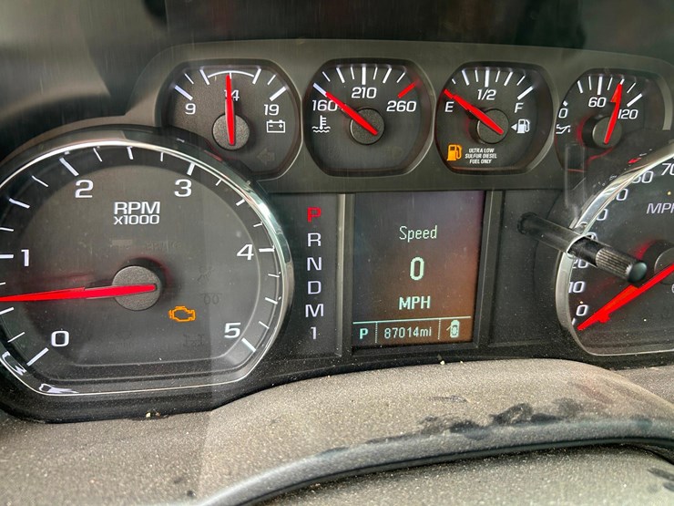 2015-gmc-3500hd-image-10