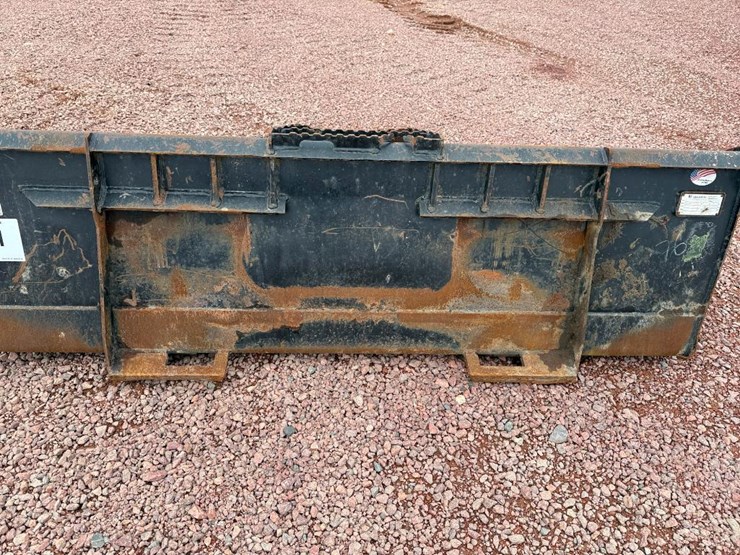 #401-•-lot-401-image-9