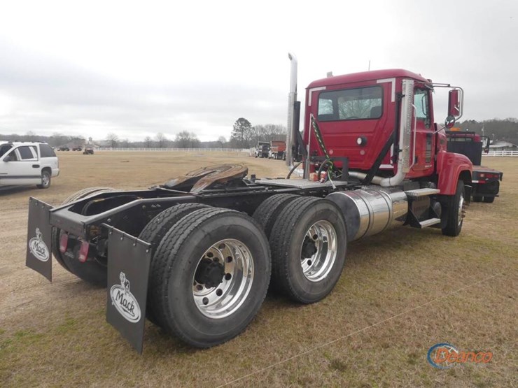 2012-mack-chu613-truck-tractor,-s/n-1m1an09y9cm008352:-mack-mp8-eng.,-eaton-13-sp.,-wet-line,-air-brakes,-air-ride-cab,-camelback-susp.,-sliding-5th-wheel,-dual-stacks,-24.5-tires,-59k-mi.-image-2