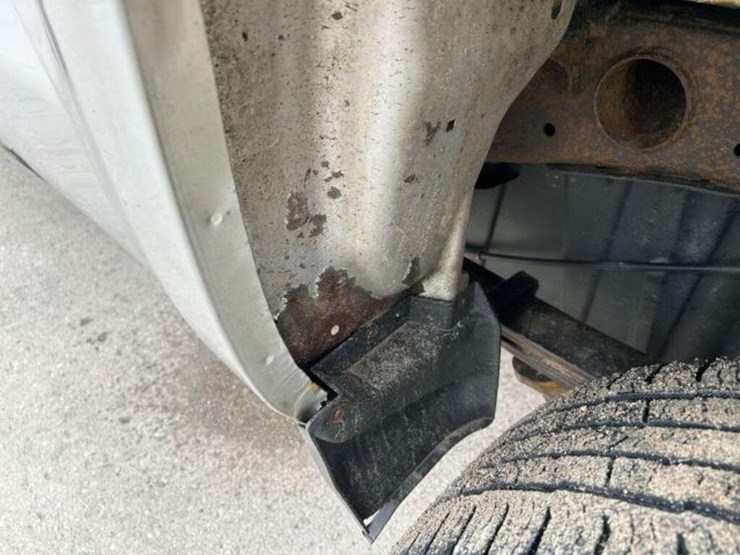 2018-chevrolet-silverado-2500hd-image-77