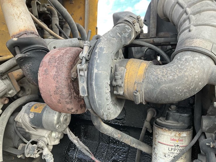 #1400-•-komatsu-wheel-loader-image-125