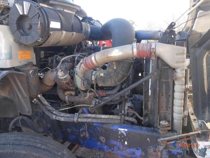 2006-mack-vision-tandem-axle-dump-truck,-s/n-1m1ak06yx6n010199-(inoperable)-image-8