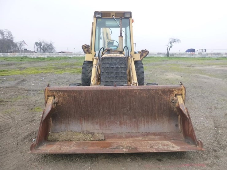 1986-ford-655a-image-7