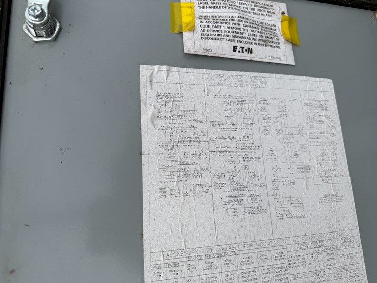#41002-•-worldwide-3-phase-electric-motor-w/pole,-meter-loop,-and-breaker-box-image-9