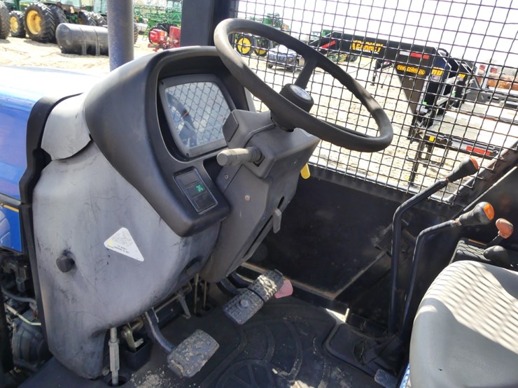 new-holland-ts6030-image-12