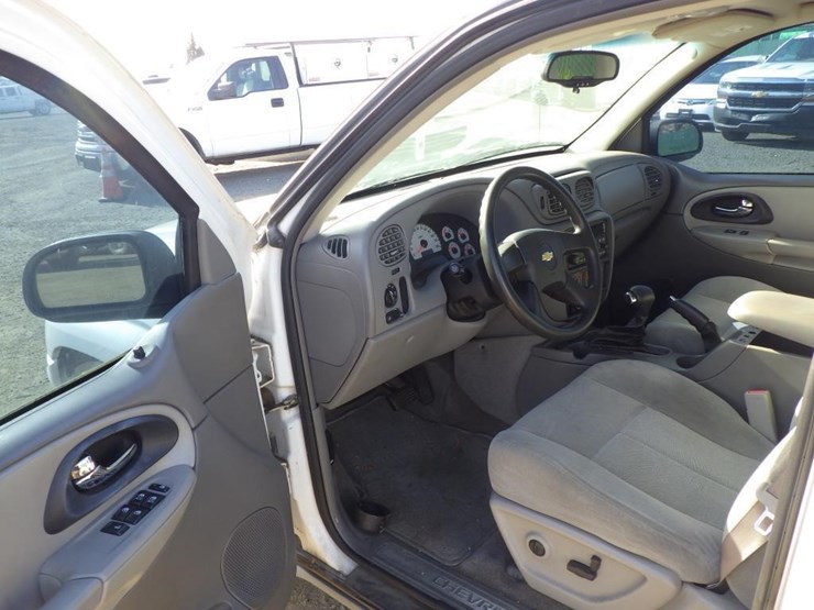 2005-chevrolet-trailblazer-image-5