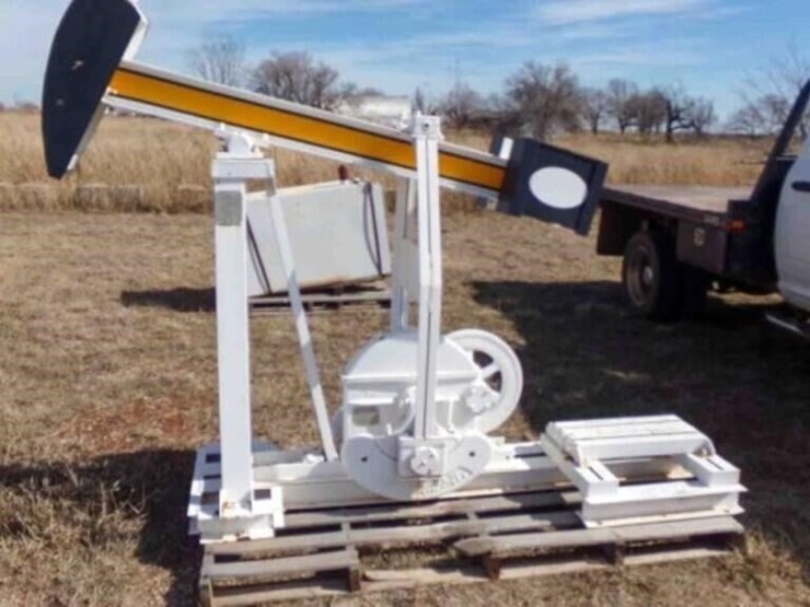 jensenstraight-lift-jack-2d,-pump-jack,-pump-image-1