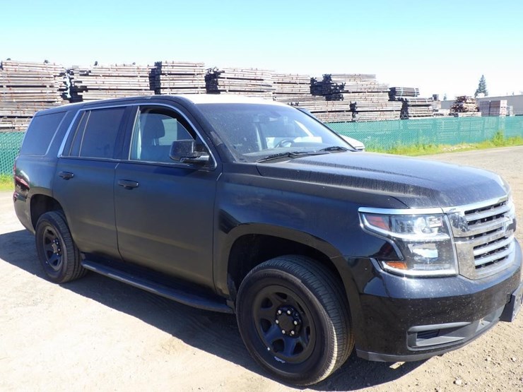 2020-chevrolet-tahoe-image-2