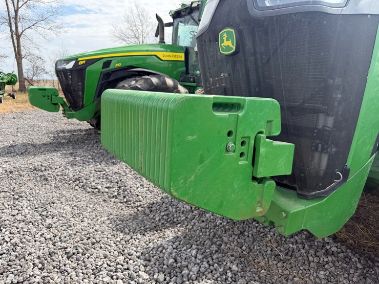 2023-john-deere-8r-310-image-34