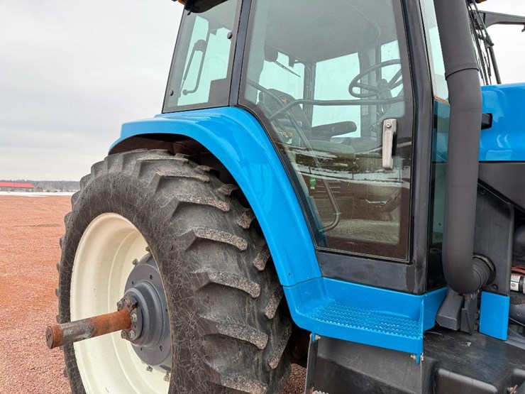 new-holland-8770-image-19