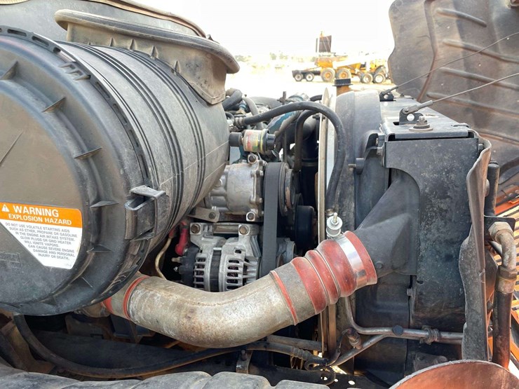 2007-international-durastar-4300-image-8