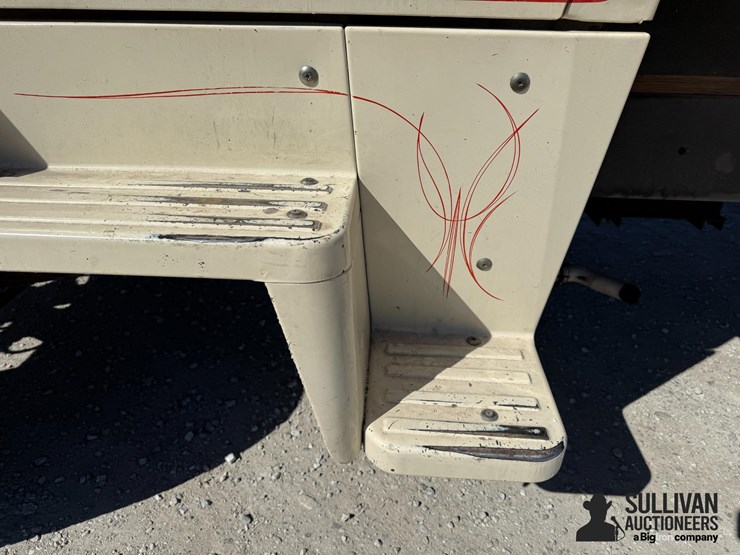 1978-ford-ln800-image-15