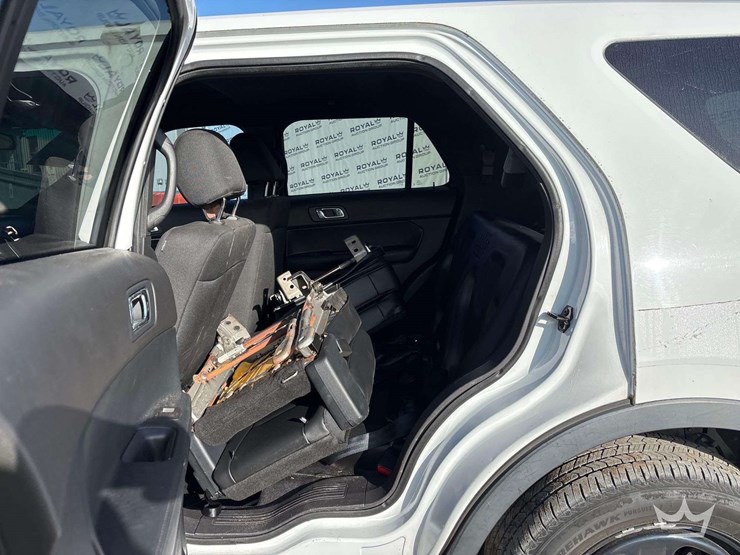 2015-ford-explorer-image-20