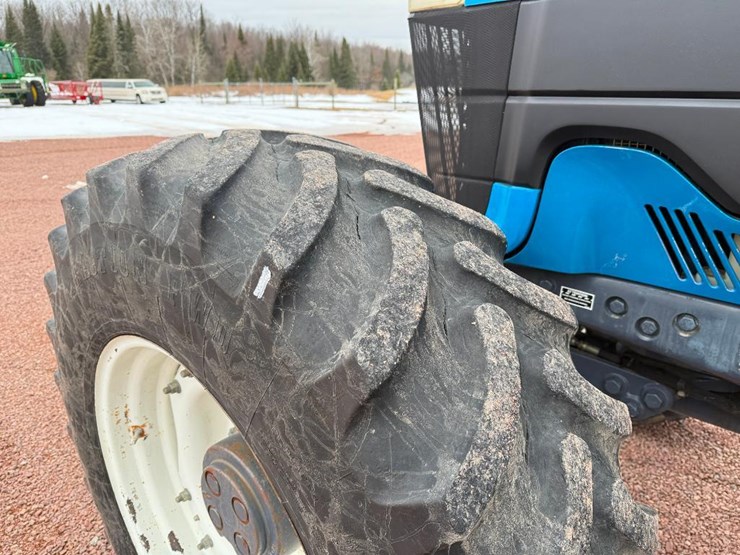 new-holland-8770-image-12