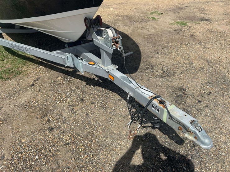 2006-mako-210cc-boat-250hp-mercury-image-35