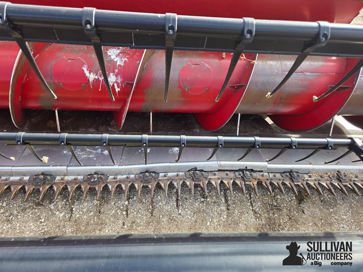 2011-case-ih-3020-image-14