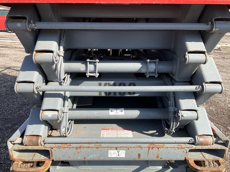 2006-skyjack-sjiii4632-image-8