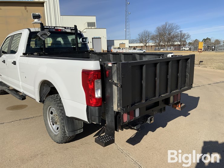 2017-ford-f350-image-18