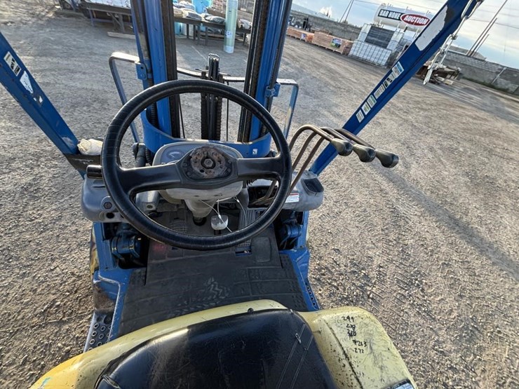 komatsu-fg25ht-12-image-18