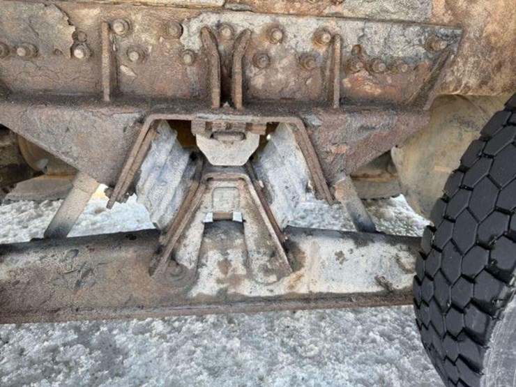 2008-mack-gu813-tri/a-boom/flatbed-truck-1m2ax16c9-image-64