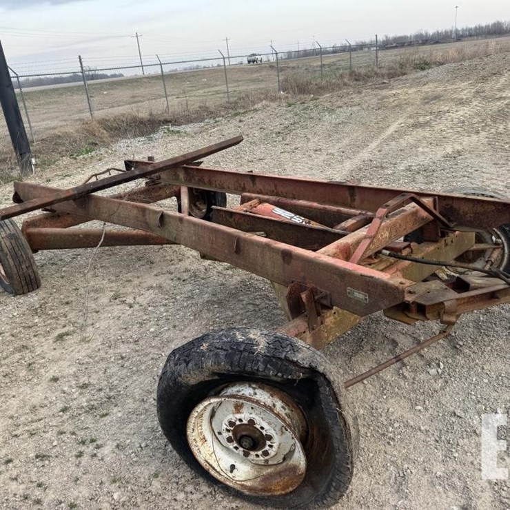 HYDRAULIC DUMP TRAILER FRAME
