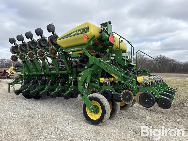 john-deere-1790-image-7